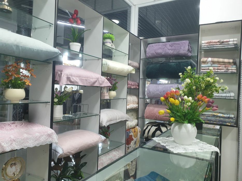 Magazin uchun Yangi mebel sotiladi sifati zor 20 kv uchun qilingan