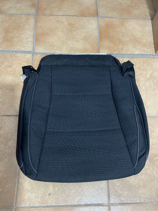 Set tapiterie originala Toyota Hilux  scaune fată  stofă 2016 - 2025