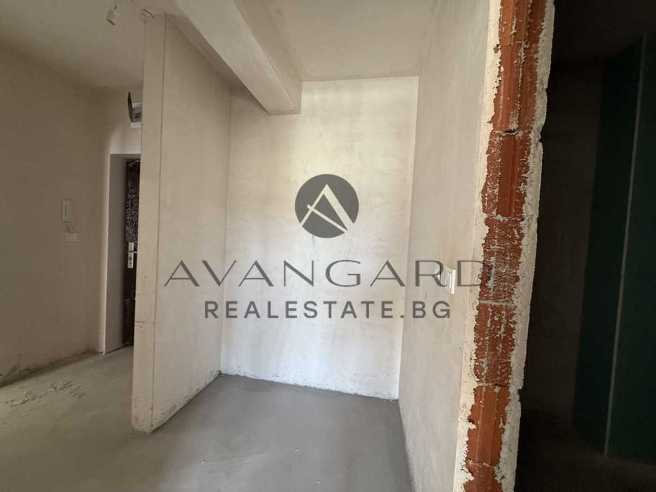 Продава се Двустаен апартамент в Пловдив, Кючук Париж - 66 кв.м за 649 €/кв.м - Снимка #2