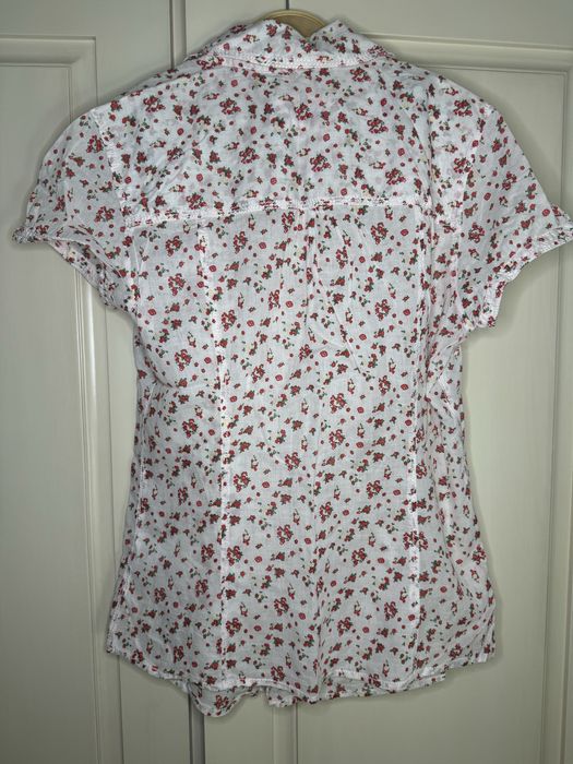 Дамска риза