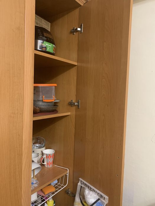 Шкаф для одежды продаю дешева