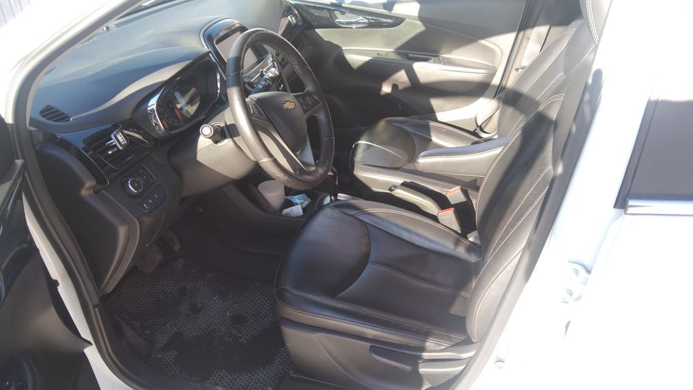 Продам машину Chevrolet spark