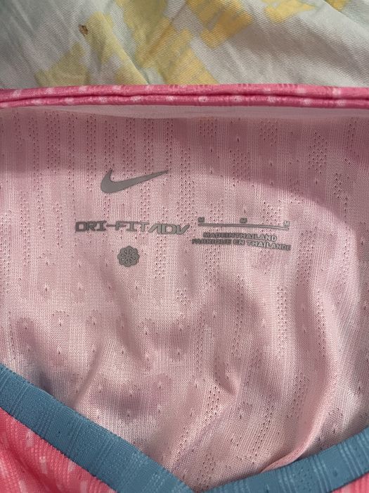 Barcelona Pink special edition 2025/2026