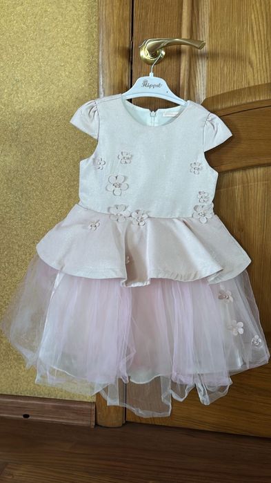 Платья,в хорошем состоянии