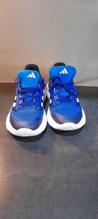 Adidasi baieti 35