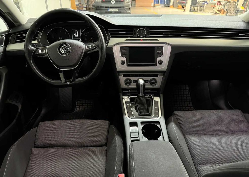 Volkswagen Passat 2.0 TDI B8 - TRAPĂ ELECTRICĂ