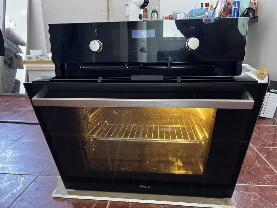 Cuptor incastrabil Wirhpool 3.65KW