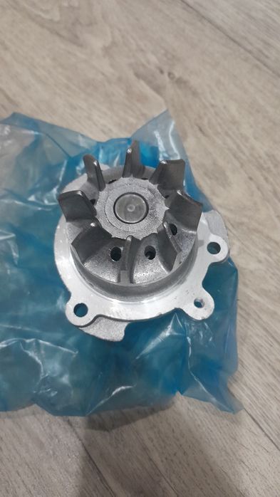 Помпа водяной насос ваз 2109