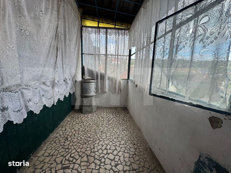 Casa cu 4 camere, 170mp si teren de 1488mp in MANERĂU