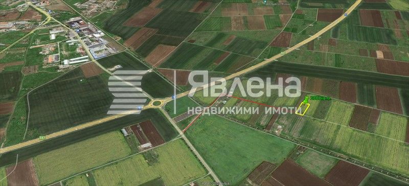 Земеделска земя с удобен достъп