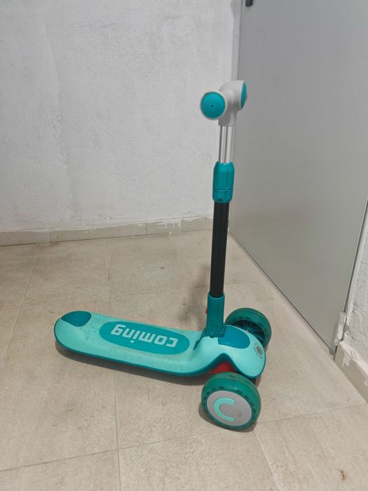 Trotineta copii cu trei roti