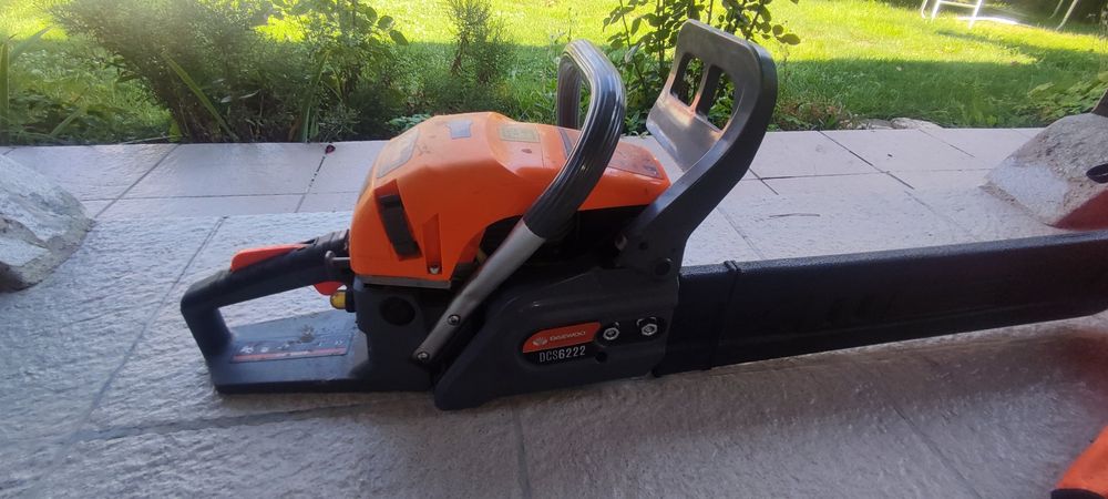 Бензинов моторен трион DAEWOO 61.5CC 56CM