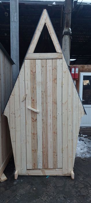 Уличный туалет тип дачный