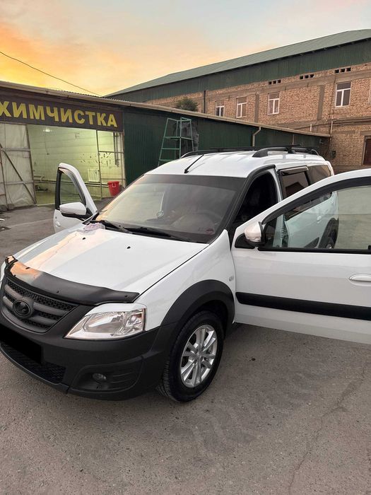 Lada Largus sotiladi