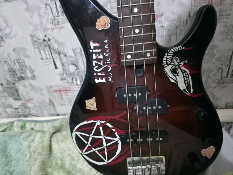 Бас-гитара Yamaha Trbx