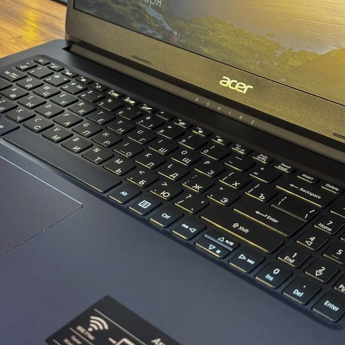 Офисный ноутбук Acer Aspire 3 / в отличном состоянии