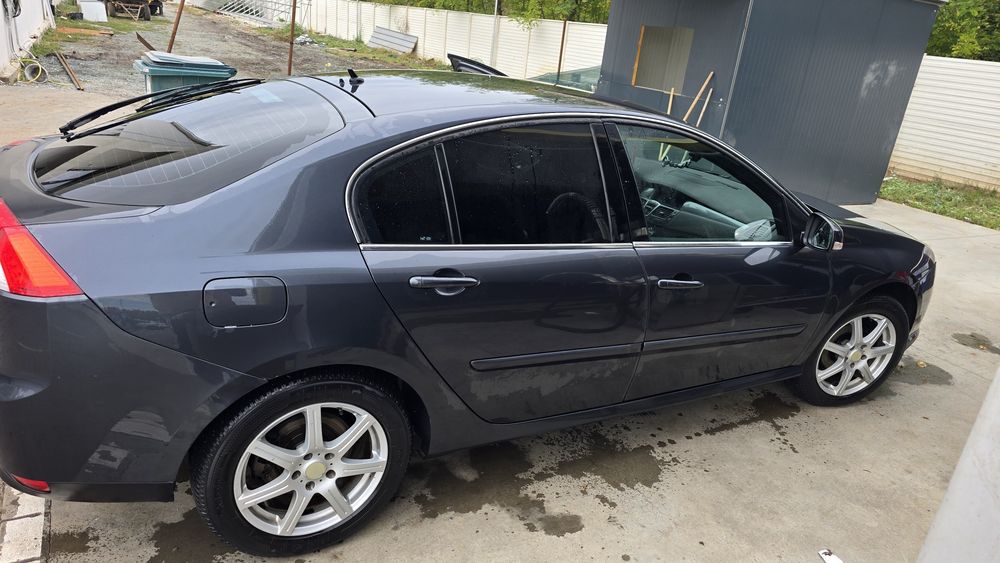 Vând Renault Laguna 3