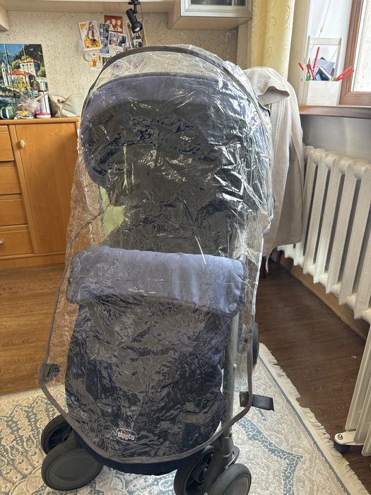 Коляска Chicco синяя