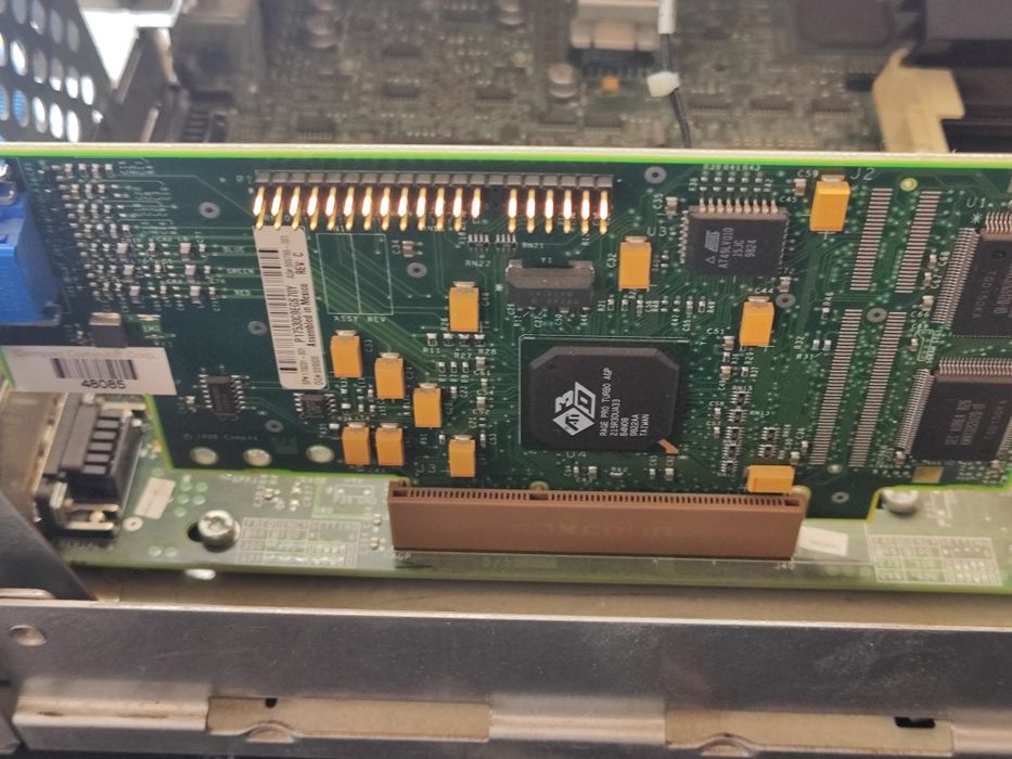 Стар компютър compaq deskpro series pd1005
