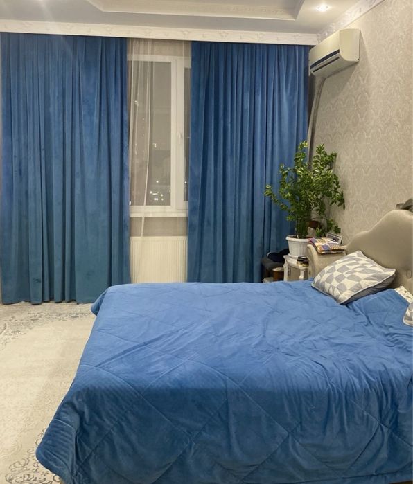 Шторы и покрывало в комплекте