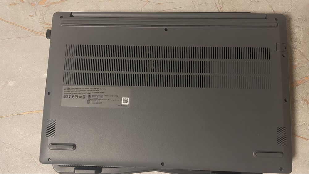 Lenovo LOQ 15 ARP9 RAM 12GB GPU RTX4050 SSD: 512GB NVMe