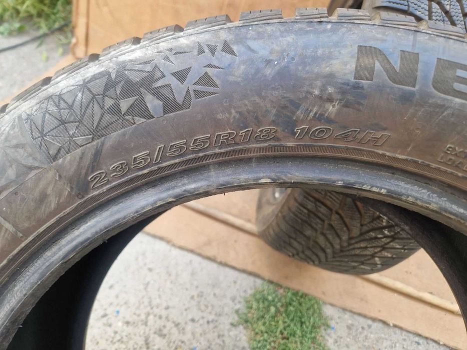 2 Nexen R18 235/55 Зимни гуми  DOT2722