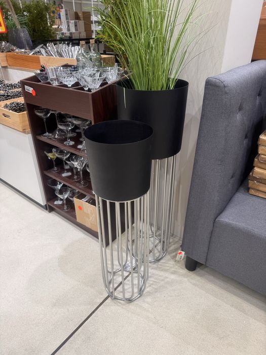 Suport metalic ghiveci flori