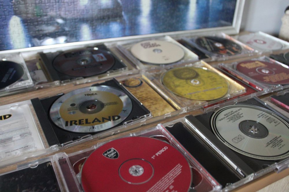 Colecție DVD/CD - filme/albume muzică (SE POATE VINDE INTEGRAL)