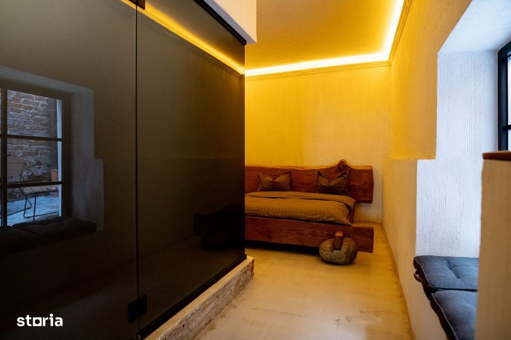 Vand 3 studio-uri in regim hotelier