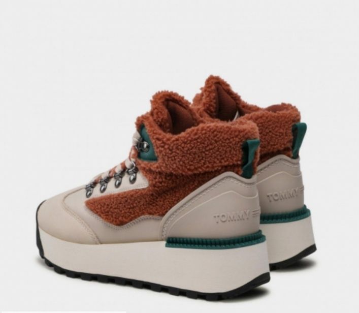Ботинки  Tommy Hilfiger