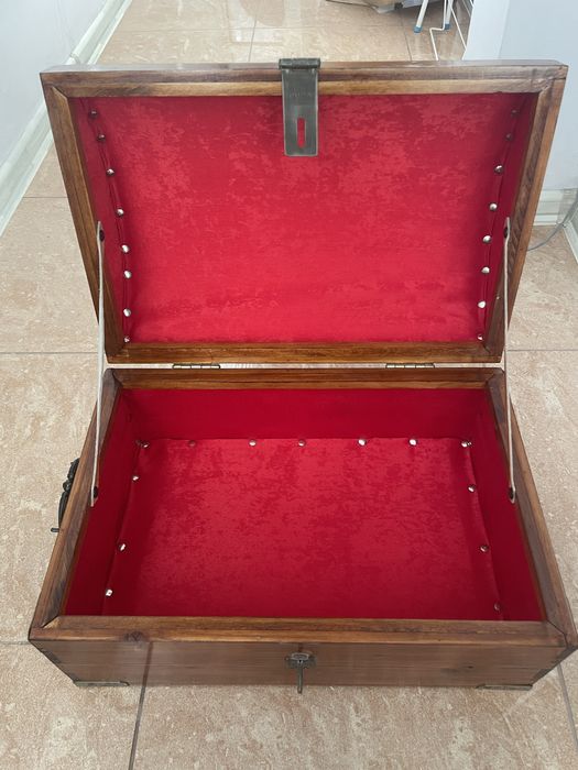 Сандък съвременен