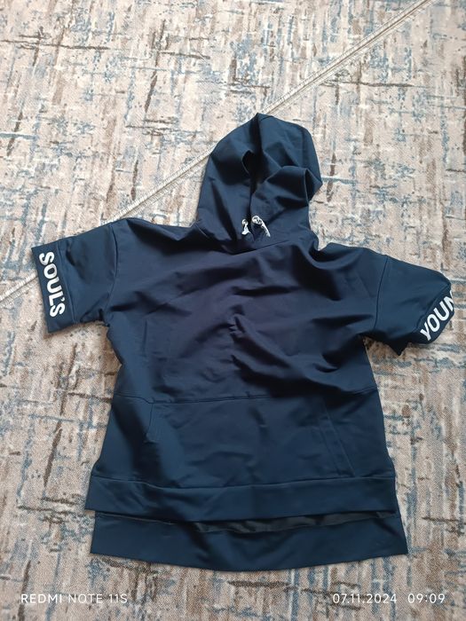 Продам женский костюм