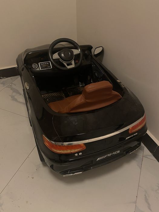 Продам Машинку детскую