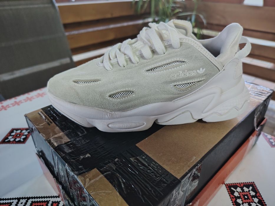 Adidas Osweego in stare impecabilă