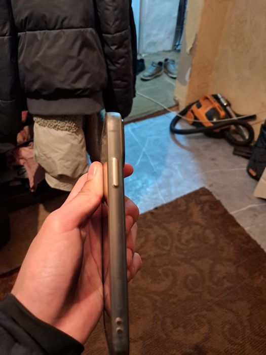 Айфон 11 без гарантие