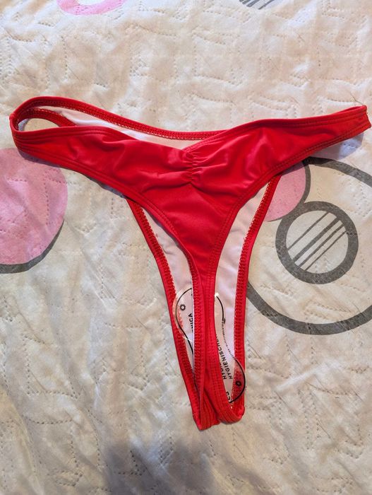 Нов бански долнище червен