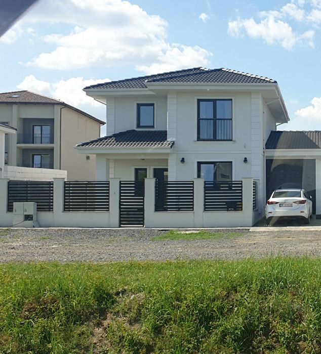 Casa P+E cu Garaj, 2026, 135mp utili, panouri fotovoltaice,  pompa de căldură, etc.