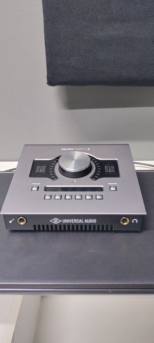 Продам Universal Audio Apollo Twin x