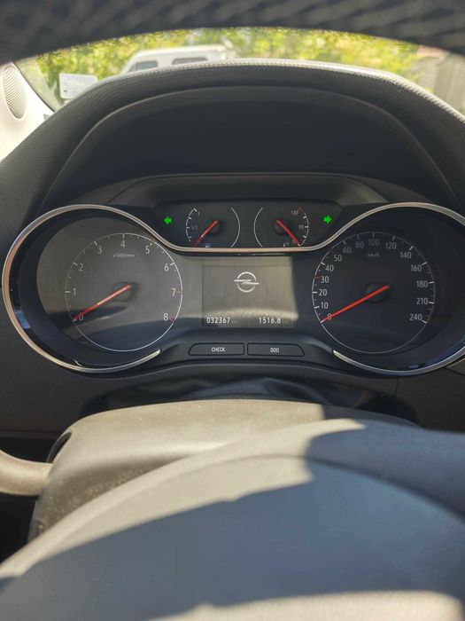 Opel Crossland X Elegance 1.2 Direct Injection Turbo 110 к.с. | 2023 г. | Първи собственик | 32 000 км | 13 900 €