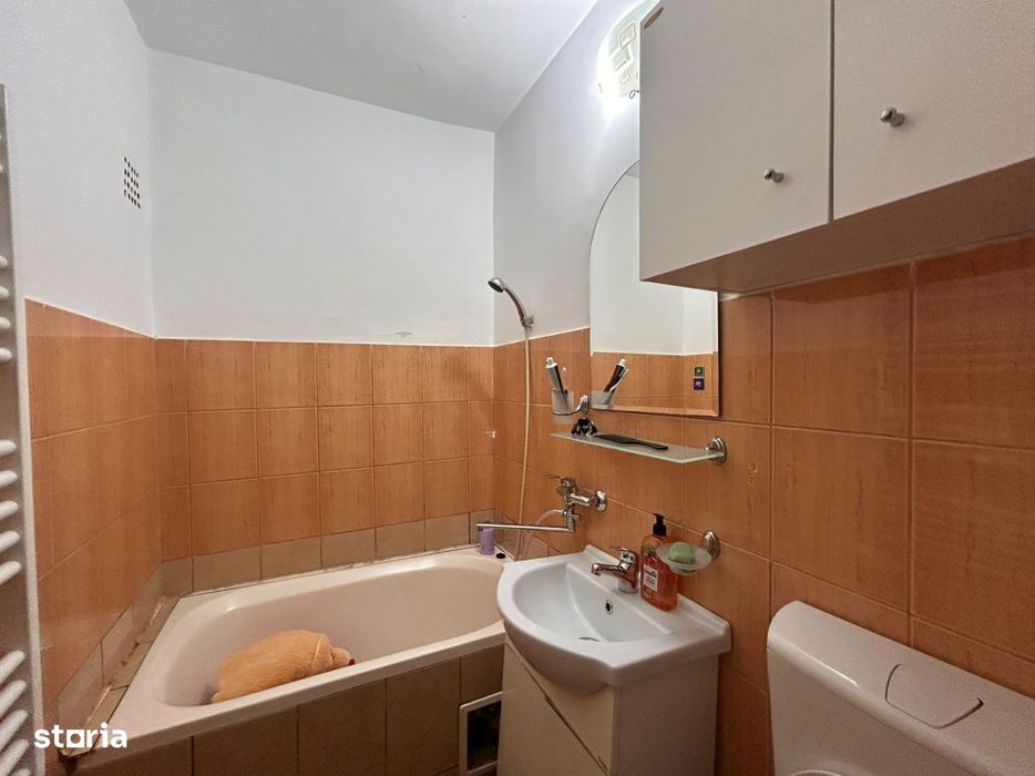 Apartament 2 camere confort 2,zona Apollo.