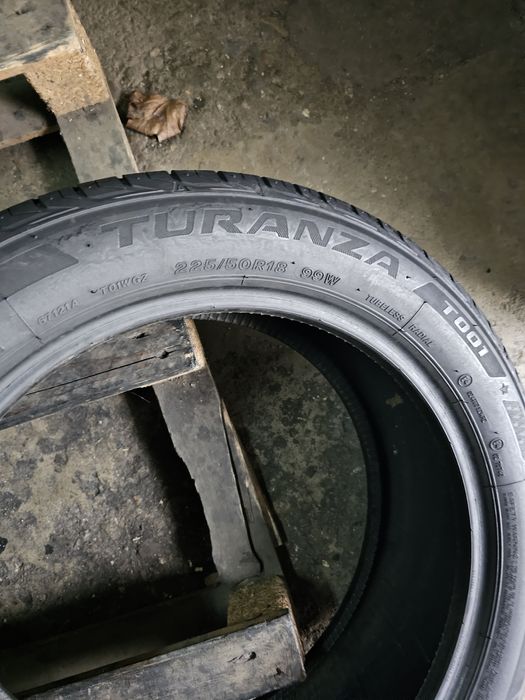 2 anvelope vara 225 50 18 Bridgestone 6mm