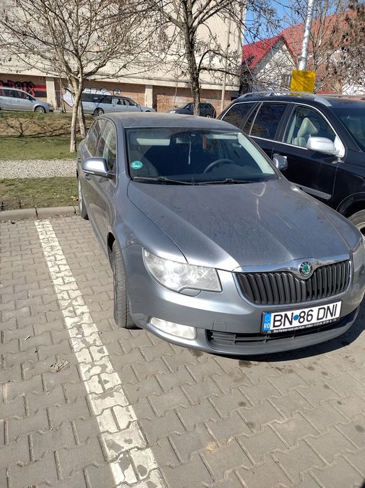 Vând skoda superb 2010 170 cp