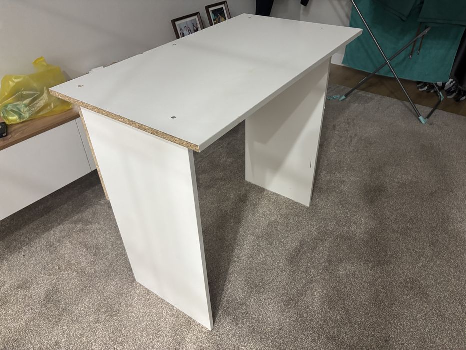 Стол компьютерный офисный