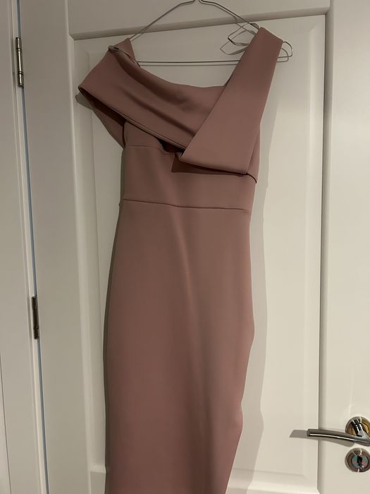 Rochie ASOS, marimea 34, in stare foarte buna