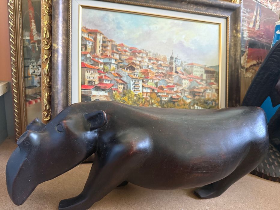 Хипопотам от плътно абаносово дърво