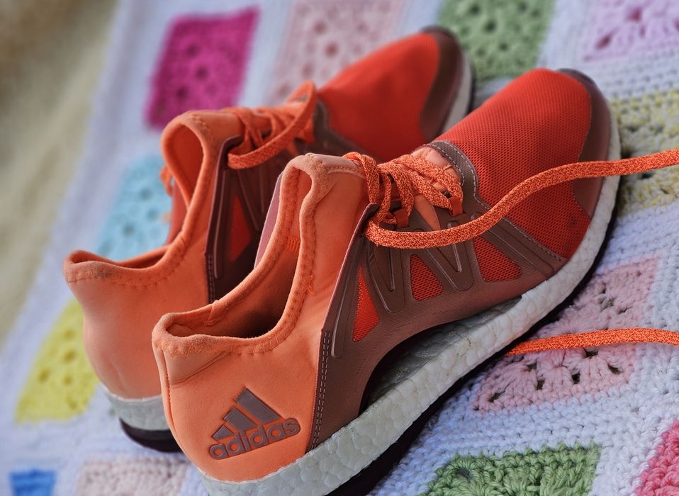 Adidas Pure Boost оригинални дамски сникърси 40 номер
