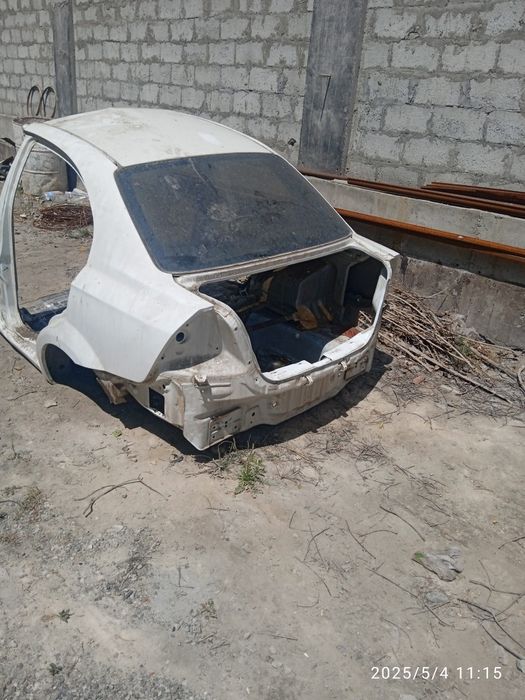 Nexia 3 kuzof zafchasti