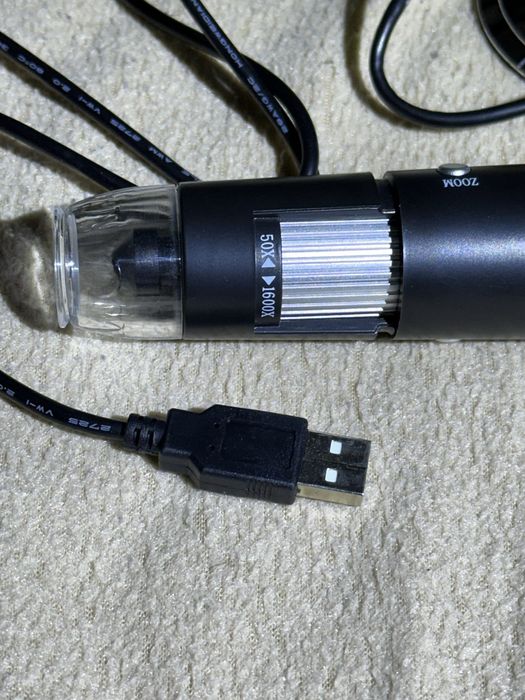 Дигитален микроскоп с USB кабел