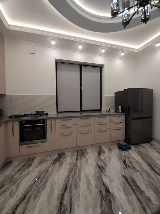 Жалюзи/Ролл-шторы/День-ночь