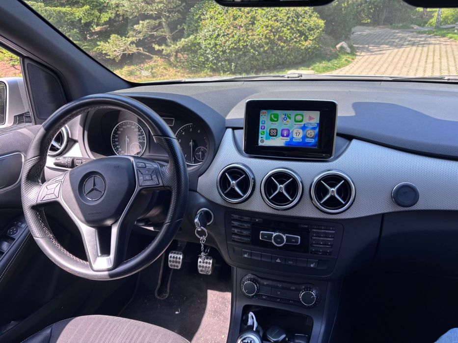 Mercedes B180 Euro 6 / Benzină / CarPlay